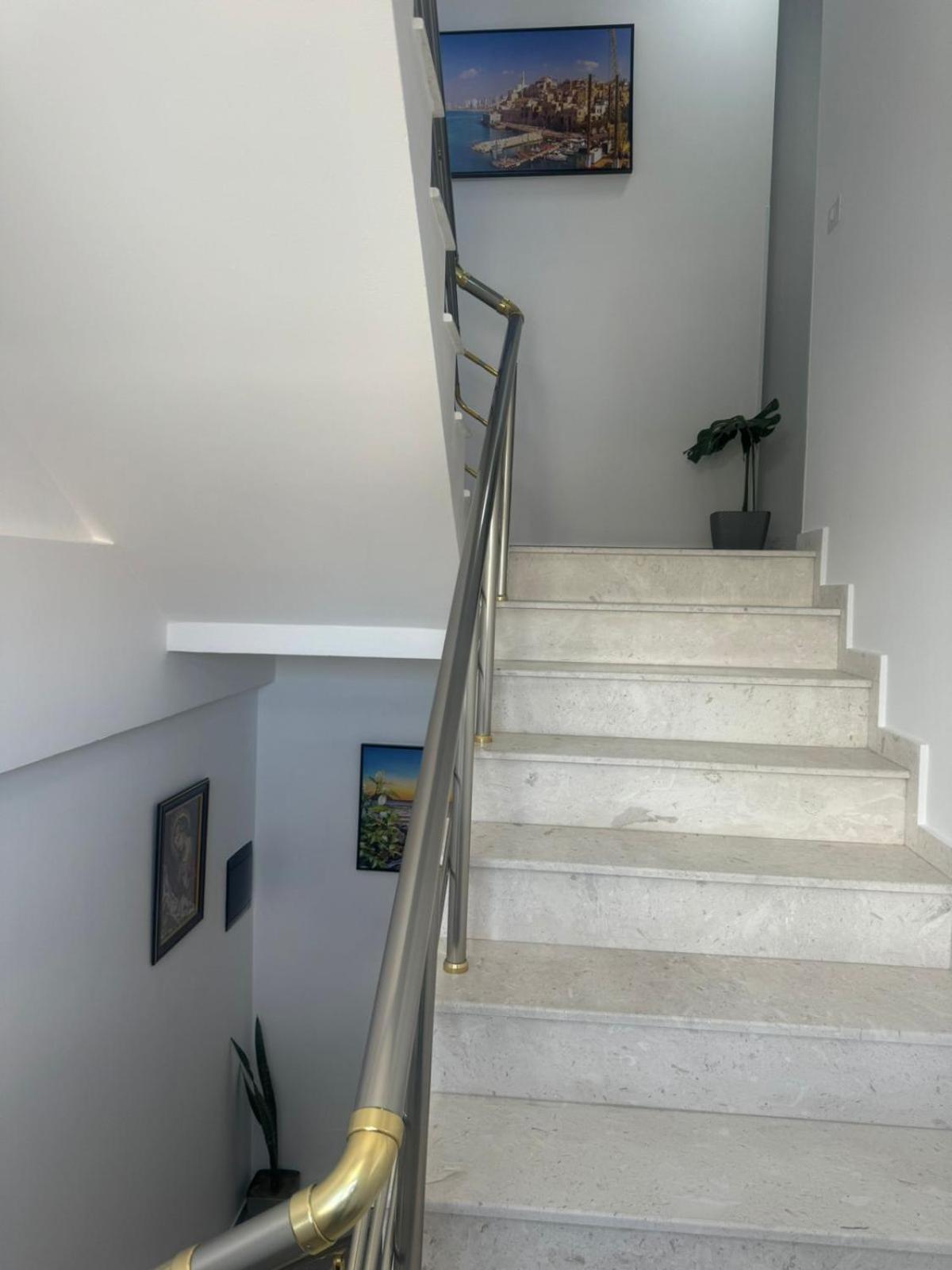 Vila Brilant Vlore Bagian luar foto
